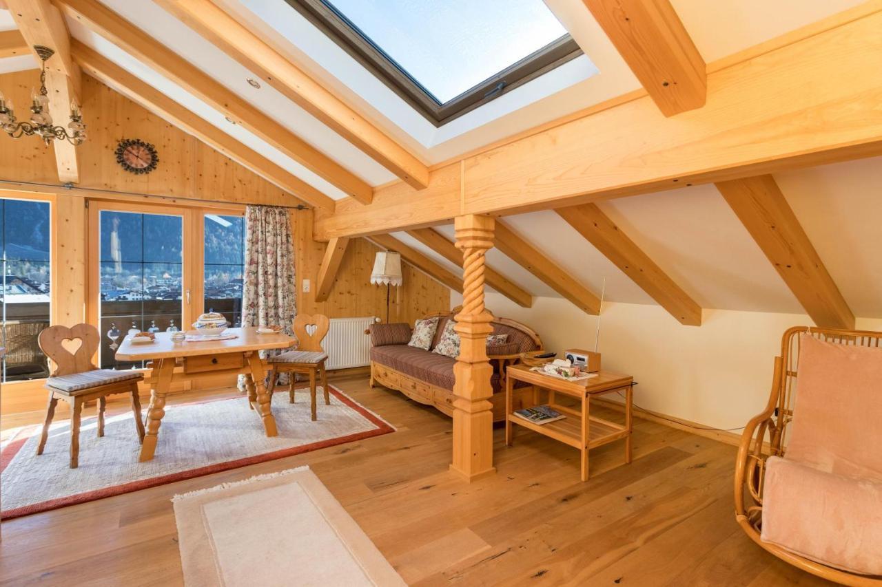 Ferienwohnung Bergkristall Mittenwald Esterno foto